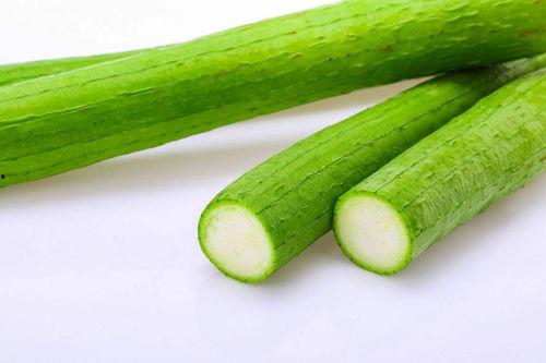 老年人吃生瓜,健康饮食指南