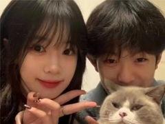 吃瓜的网名情侣高级,吃瓜情侣的浪漫故事